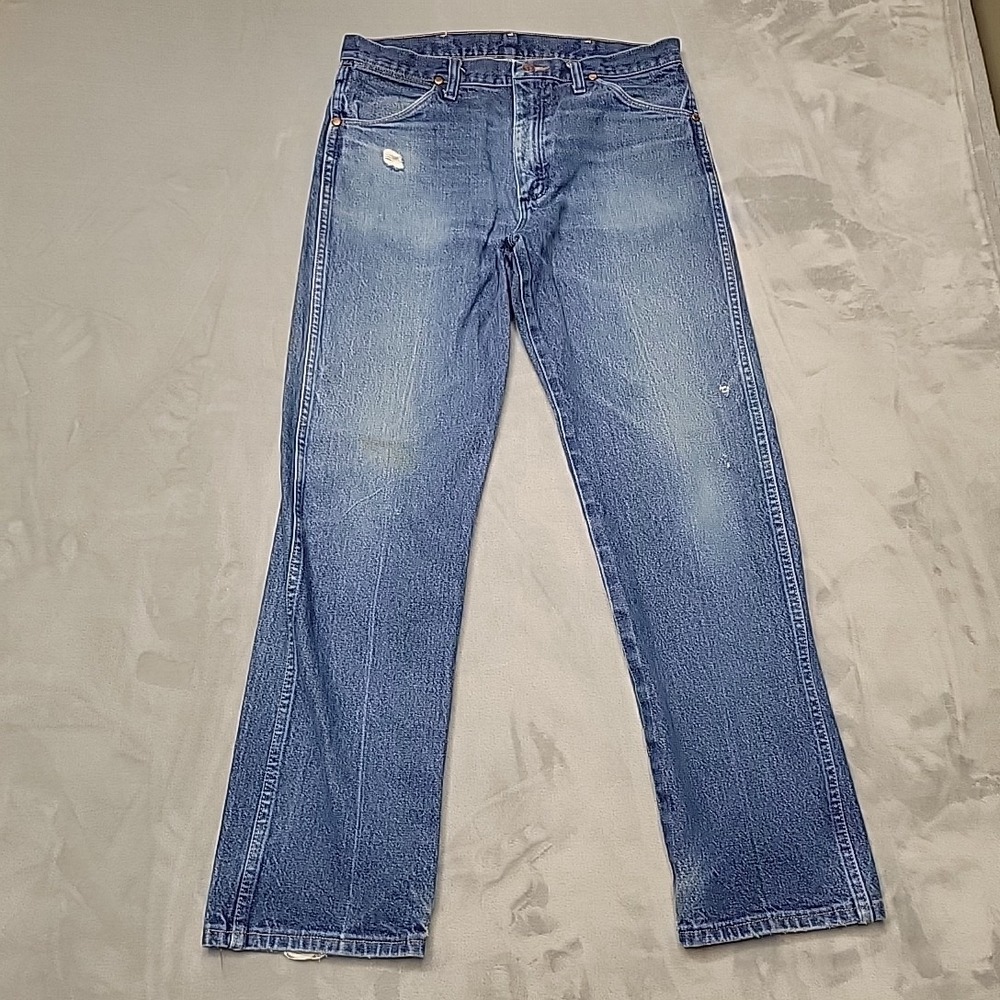 Vintage Wrangler Jeans Mens 34x31 Faded Blue 13MWZ Cowboy Cut Western Workwear